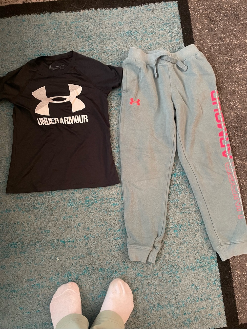 Sz YXS Under armour bundle